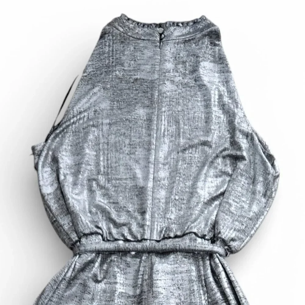 NWT Vince Camuto Metallic Silver Wide Leg Jumpsuit Women Mock Neck Sleeveless 16